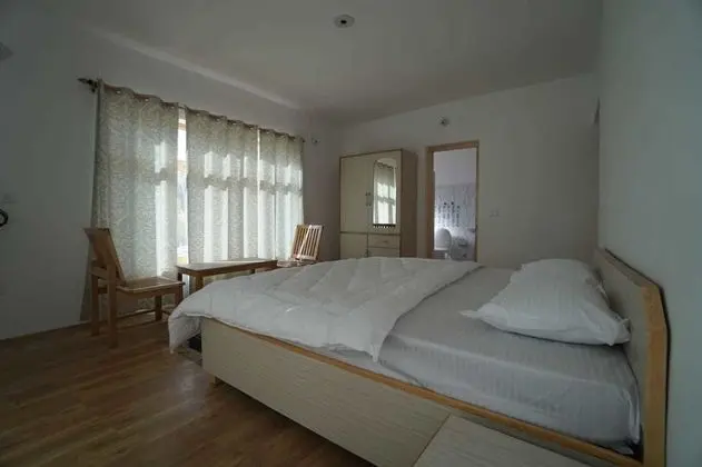 Odbar Guest House - Oda