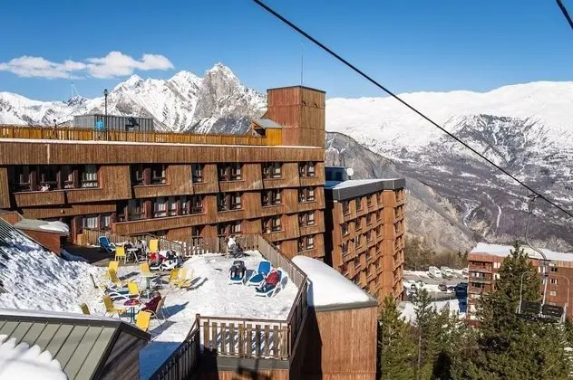 Odésia Vacances Village les Karellis - Dış Mekanlar
