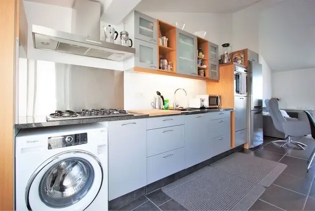 Odinn Reykjavík Apartments - Mutfak