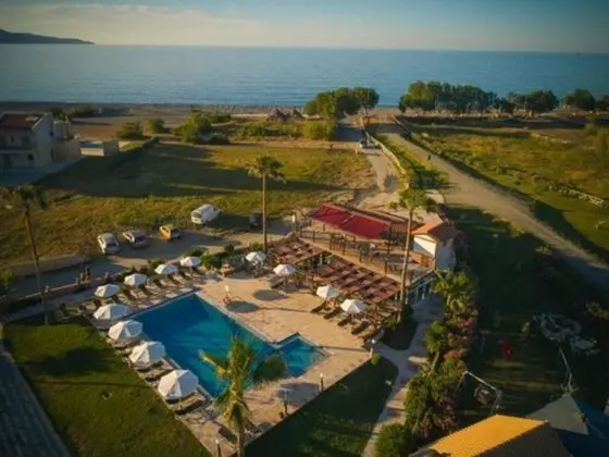 Odos Oneiron Tavronitis Bay - Havuz