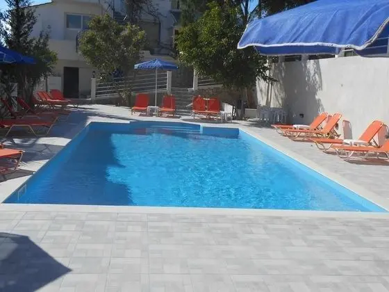 Odyseas Studios - Near Lourdas Beach