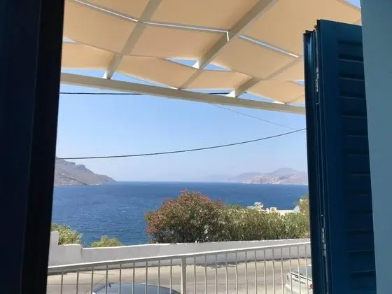 Odyssey Apartment in Armeos - Dış Mekan