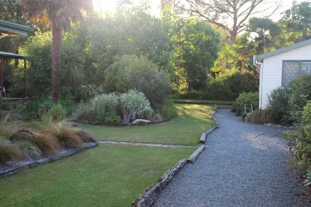 Off The Beaten Trail Accommodation & Bike Tours - Lobi
