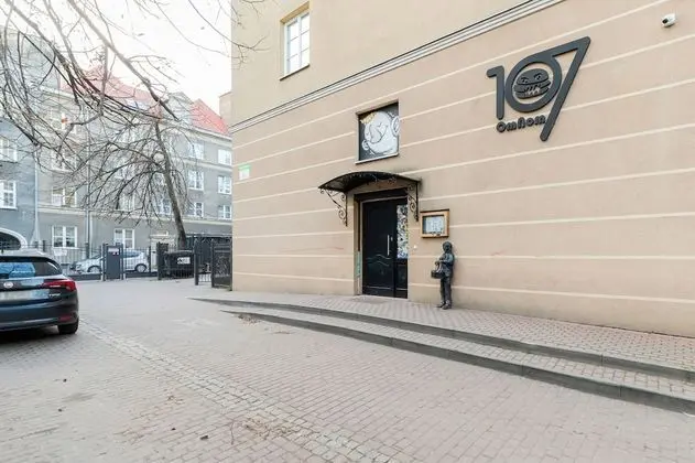 Ogarna Old Town Apartments by Renters