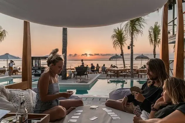 Ohana's Beachfront Resort & Beach Club - Havuz