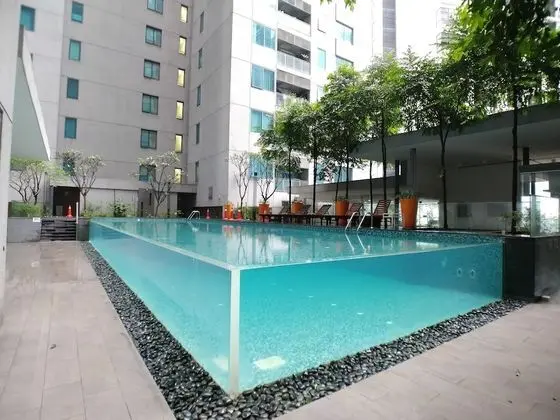 OHO Suites KLCC Summer Suites - Havuz