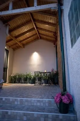 Oikia Eleanthi - Beachfront Garden Home - Dış Mekan