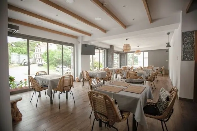 Oikia Guesthouse - Yerinde Yemek
