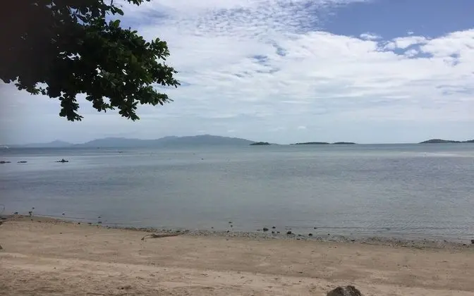 Oimho Beach House Apartment Beach Front - Plaj