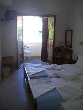 Oinoi Hotel - Oda