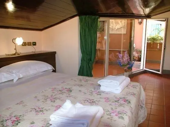 Hotel Okapi - Öne Çıkan Resim