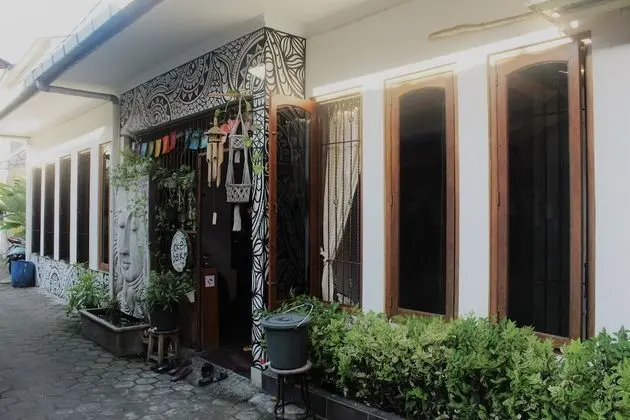 Oke Baik Hostel