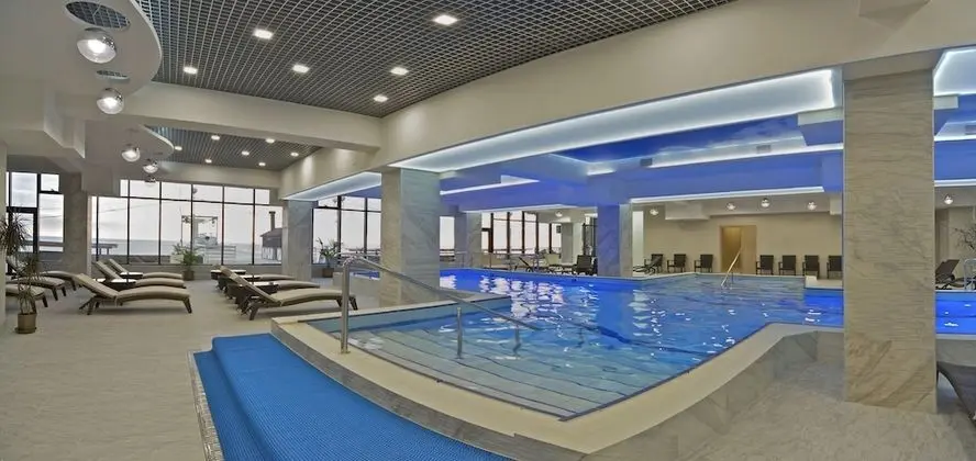 Okhotnik Hotel & Spa