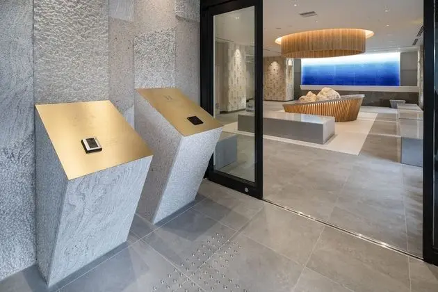 Okinawa Hinode Resort & Hot Spring Hotel - Lobi