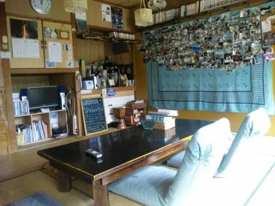 OKINAWA MOTOBU GUESTHOUSE - Hostel - Yerinde Yemek