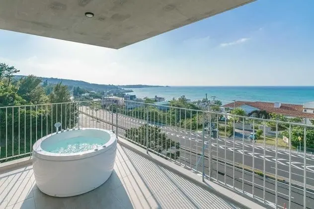 Okinawa Plaisant Villa - Havuz