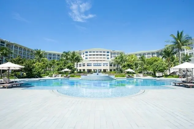 Olalani Resort and Condotel