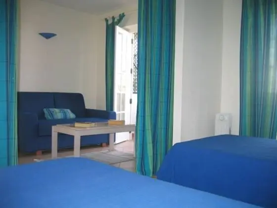 Old Village Apartamentos Ov International - Oda