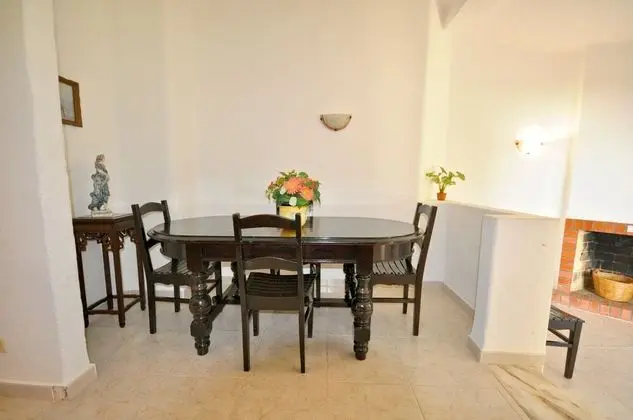 Old Village Area and Walking Distance to all Amenities - Yerinde Yemek