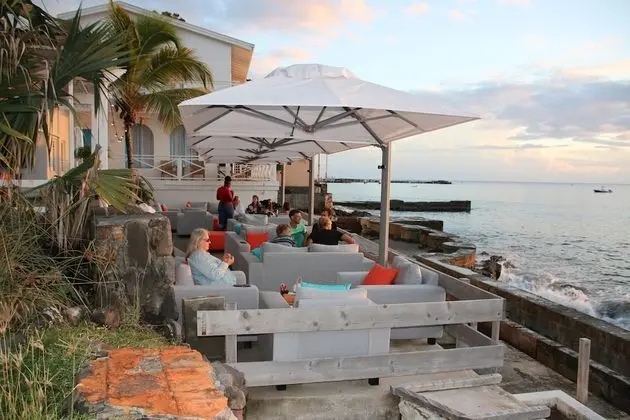 The Old Gin House Hotel - Plaj