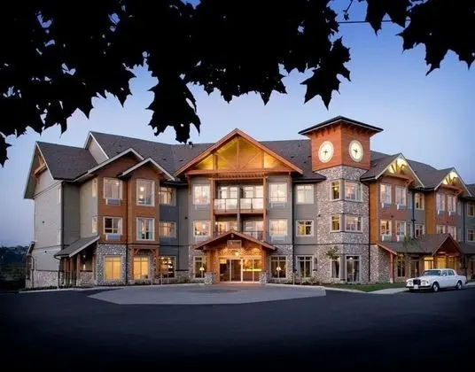 Old House Village Hotel & Spa
