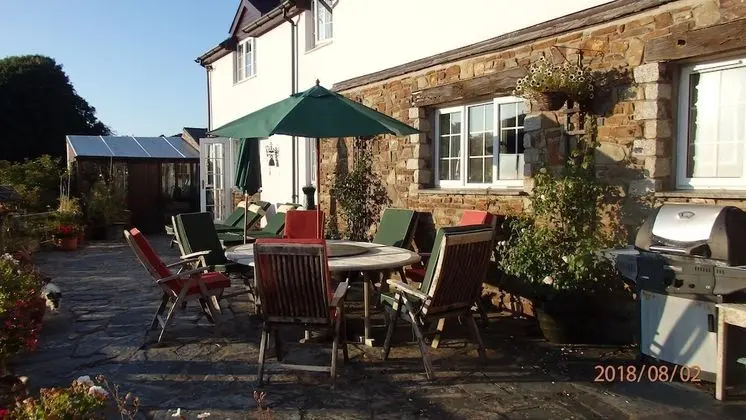 Old Keepers Cottage B&B