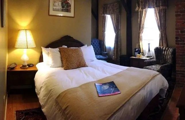 Old Mill on the Falls B&B