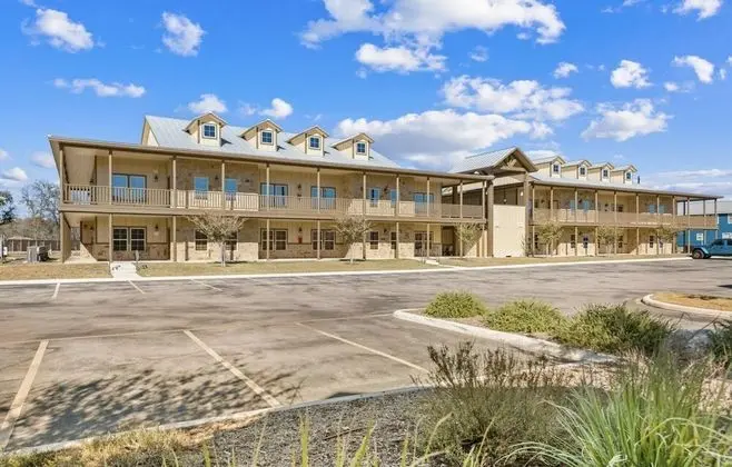 Old Mills Resort OM A9