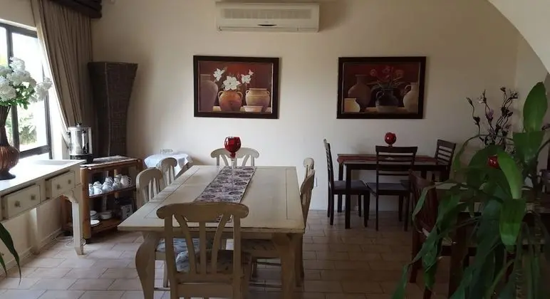 Old n New Bed and Breakfast - Yerinde Yemek