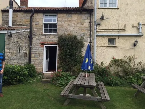 The Old Pound Inn - Genel