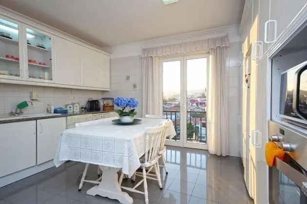 Old Town Apartment Sea View - Mutfak