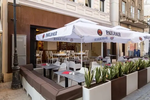 Old Town Boutique Hotel - Genel