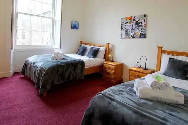 Old Town 'castle Terrace' 3 Bedroom Apartment - Oda