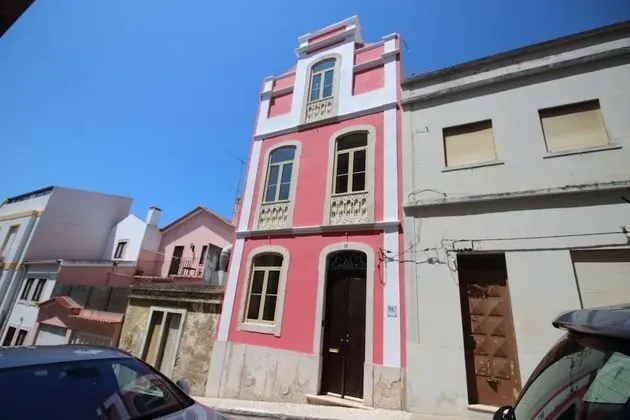 Old Town House in Figueira da Foz Near Beach - Dış Mekan