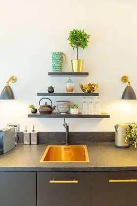 Old Town House With Lush Private Garden - Mutfak