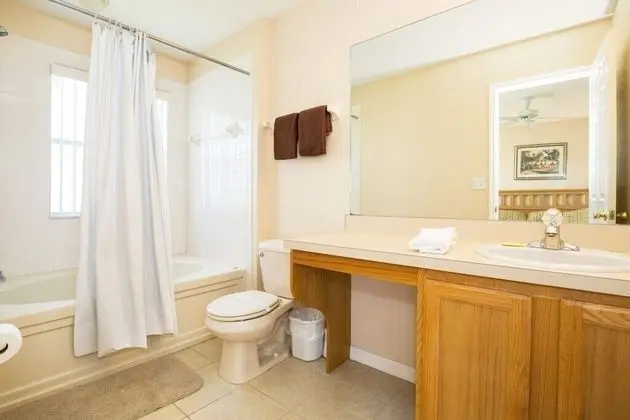 Old Town Retreat at Regal Oaks