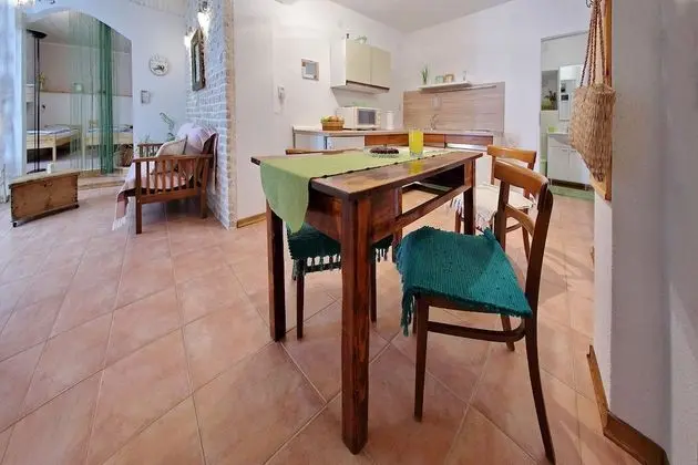 Old Town Rooms - Koludraska Street