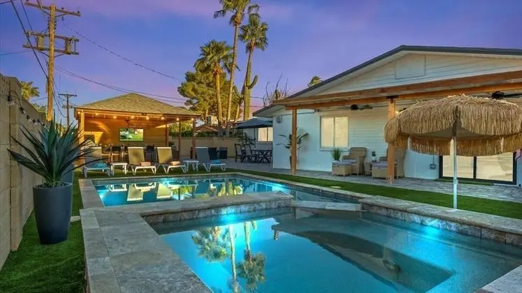 Old Town Scottsdale Paradise W/htd Pool & Hot Tub! - 1