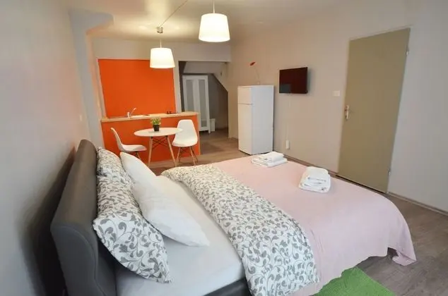 Old Town Švalba Apartments - Oda
