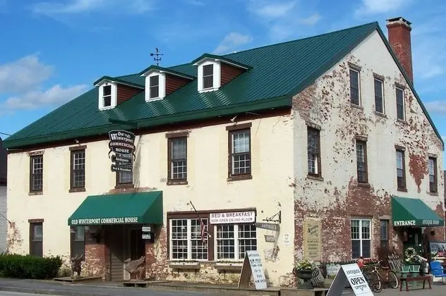 Old Winterport Commercial House