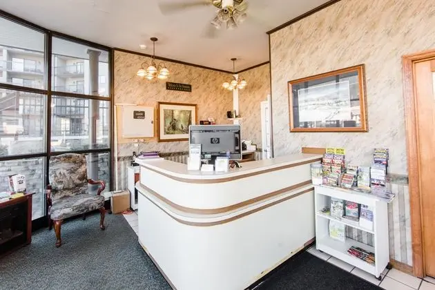 Olde Gatlinburg Rentals - Lobi