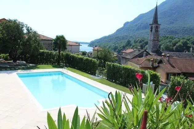 Oleandro 1 Apartment in Mergozzo With Pool