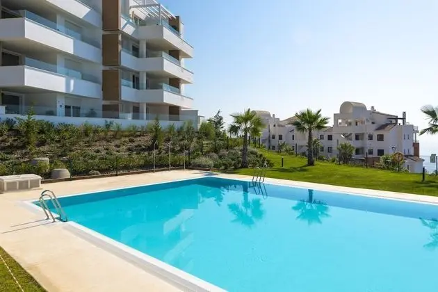 Olee Torrox Costa Holiday Rentals - Havuz