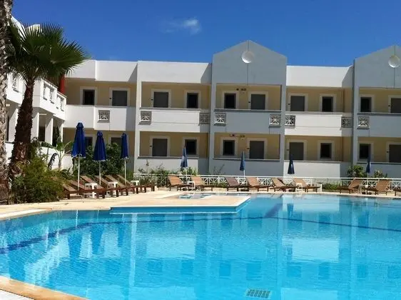 Olga's Paradise Hotel Apartments