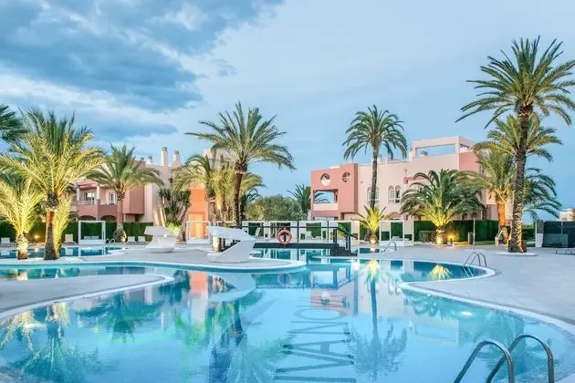 Oliva Nova Golf Beach & Golf Hotel