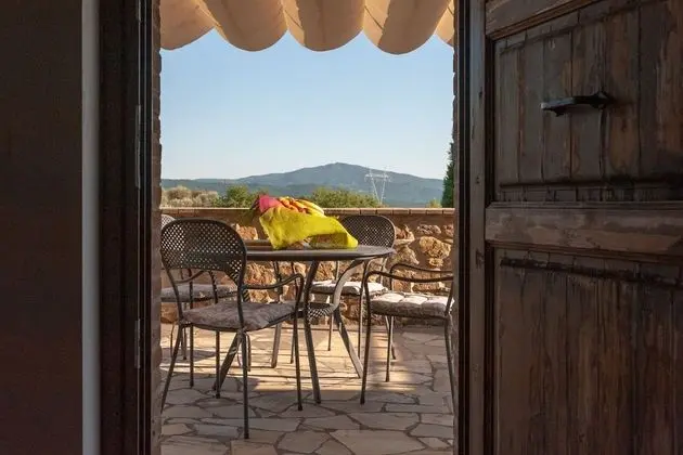 Olive Brench Apt In Farmhouse With Pool