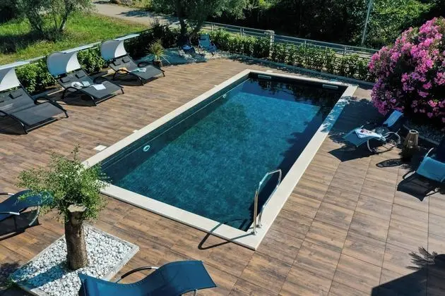 Villa Olive Garden Apartments - Havuz