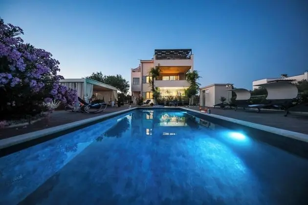 Villa Olive Garden Apartments - Öne Çıkan Resim