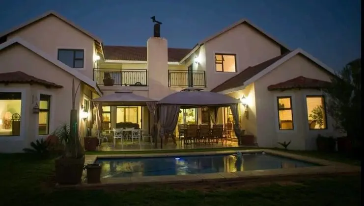 Olive Garden Guesthouse - Havuz