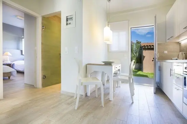 Olive Grove Studios & Apartments - Oda